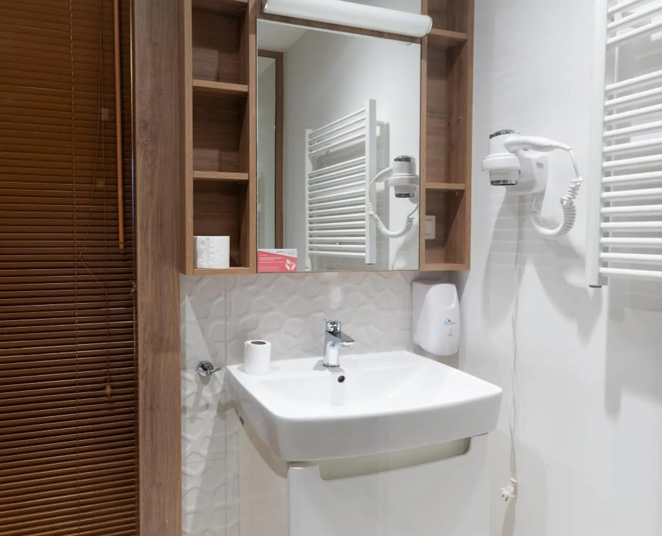 Rentplanet - Apartamenty Wolska Warsaw Apartment